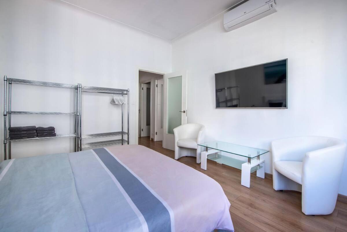 Modern Sea View Apartment On Promenade Des Anglais 니스 외부 사진