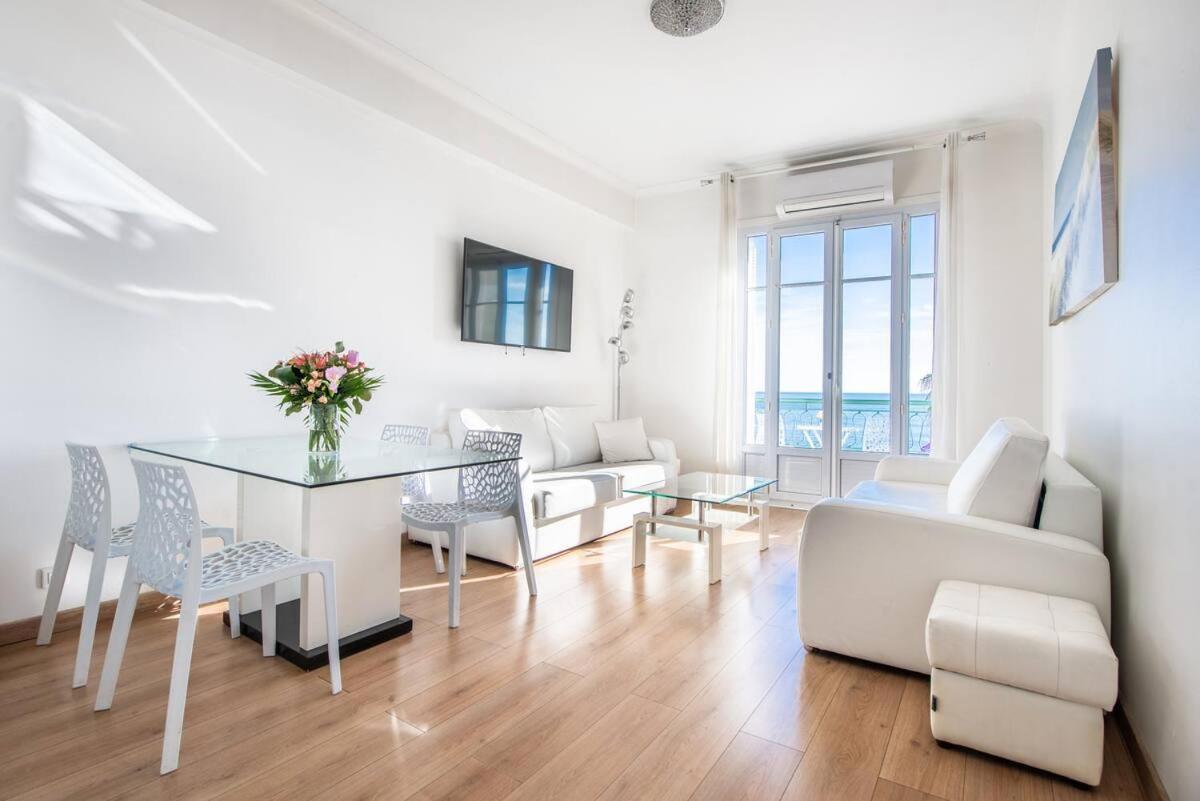 Modern Sea View Apartment On Promenade Des Anglais 니스 외부 사진